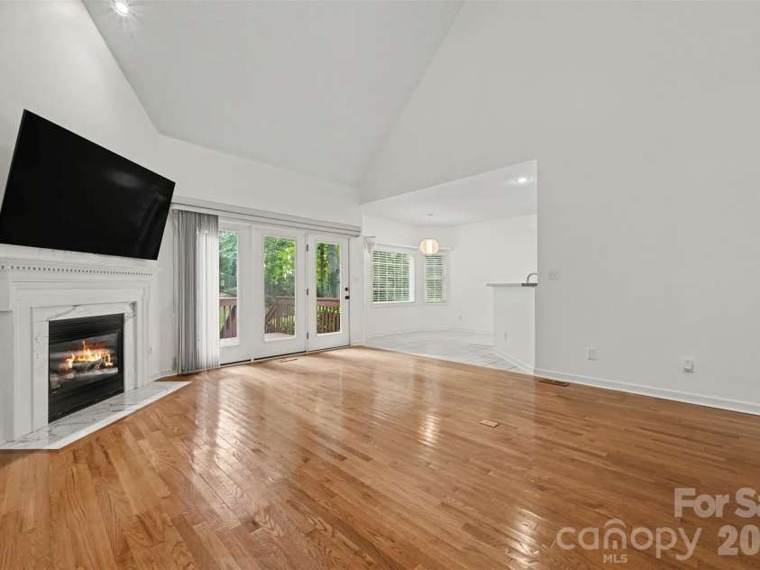 1928 Twin Ponds Drive, Hickory, NC 28602.  MLS# CAR4411717, YatesRealty ID 44222. Great Room with Fireplace