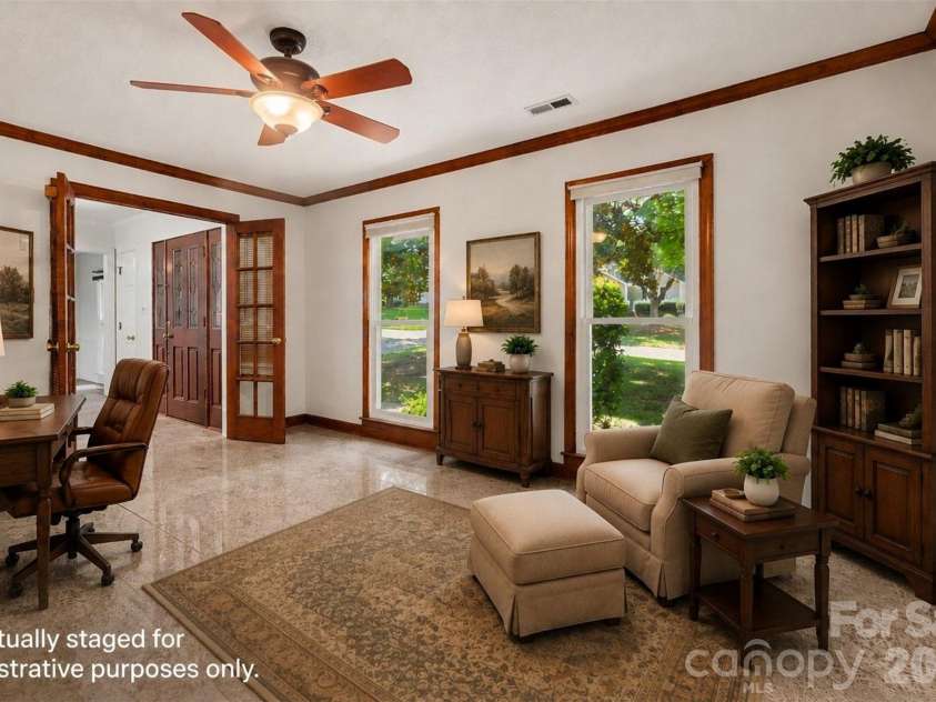 915 Brightmoor Drive, Matthews, NC 28105.  MLS# CAR4411596, YatesRealty ID 44224. 