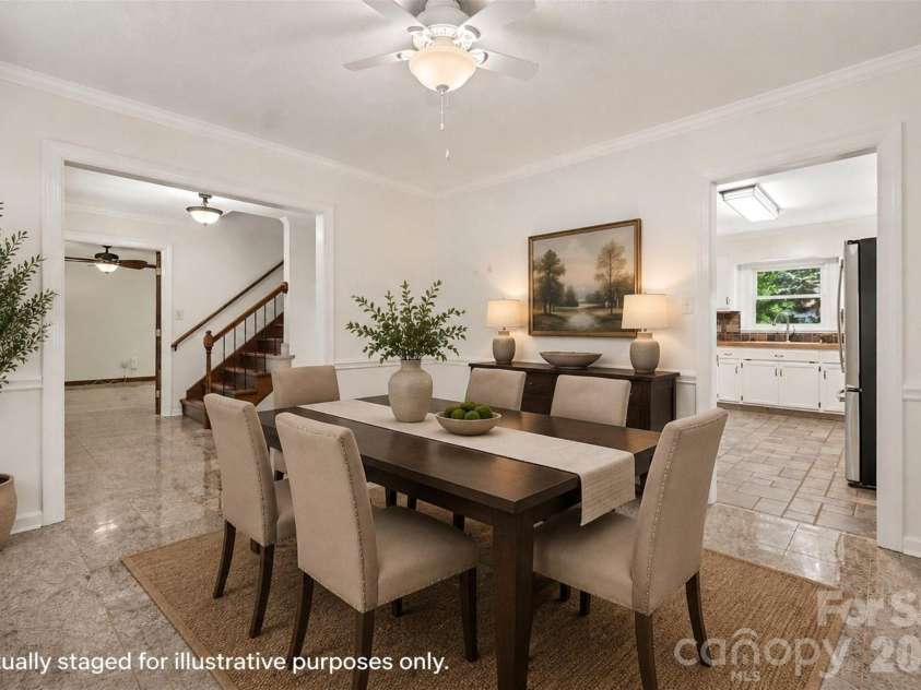 915 Brightmoor Drive, Matthews, NC 28105.  MLS# CAR4411596, YatesRealty ID 44224. 