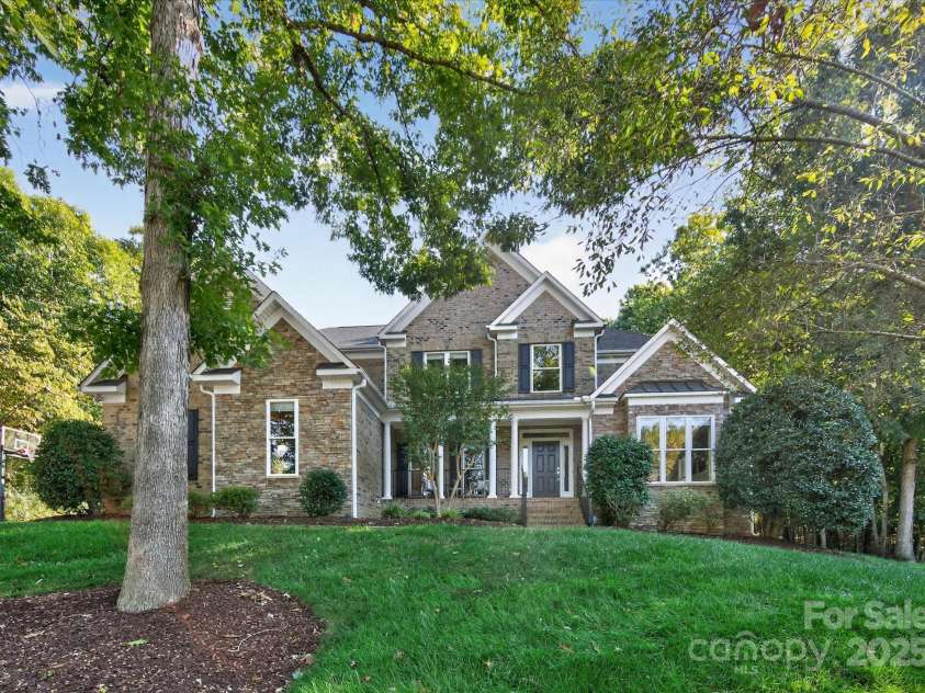 2016 Bauer Place, Waxhaw, NC 28173.  MLS# CAR4306083, YatesRealty ID 44225. 