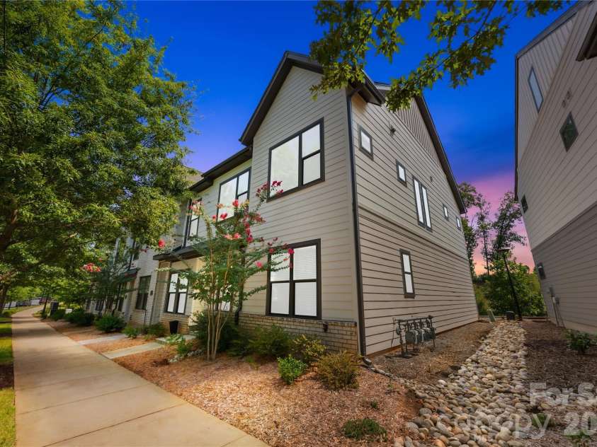 5919 Ardrey Kell Road, Charlotte, NC 28277.  MLS# CAR4411424, YatesRealty ID 44225. 
