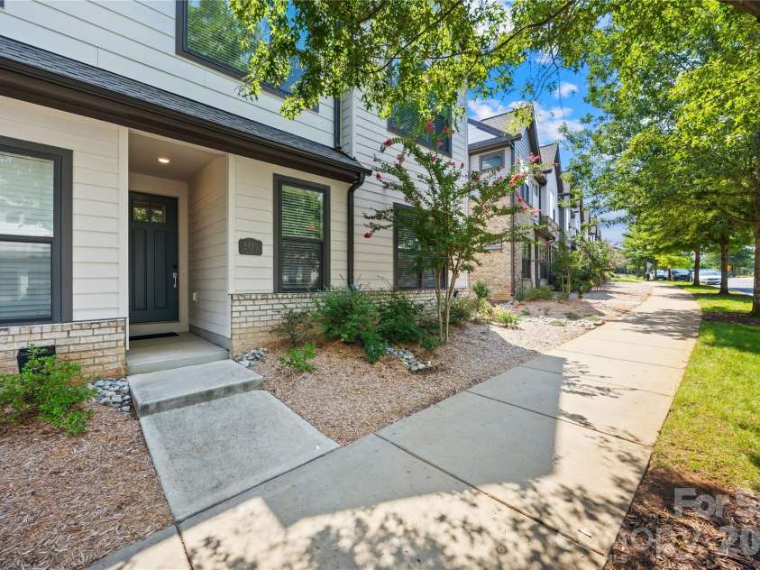 5919 Ardrey Kell Road, Charlotte, NC 28277.  MLS# CAR4411424, YatesRealty ID 44225. Welcome home!