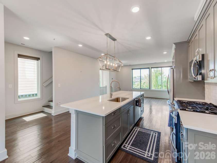 931 Cityscape Drive, Charlotte, NC 28205.  MLS# CAR4411631, YatesRealty ID 44226. 