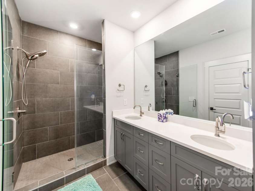 931 Cityscape Drive, Charlotte, NC 28205.  MLS# CAR4411631, YatesRealty ID 44226. 