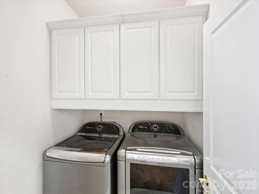12332 Bobhouse Drive, Charlotte, NC 28277.  MLS# CAR4411039, YatesRealty ID 44228. Laundry Room