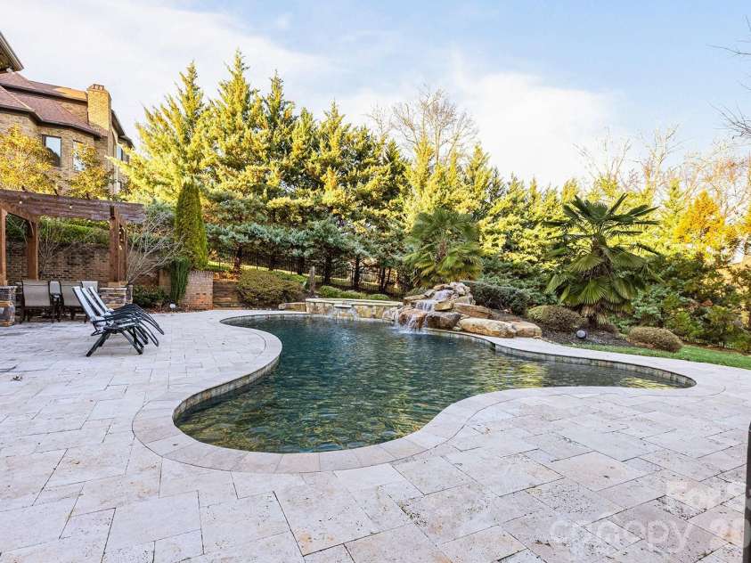 1801 Smarty Jones Drive, Waxhaw, NC 28173.  MLS# CAR4350442, YatesRealty ID 4423. 