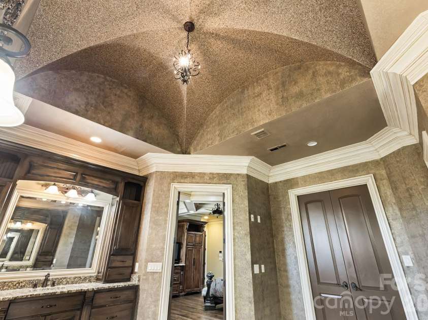 1801 Smarty Jones Drive, Waxhaw, NC 28173.  MLS# CAR4350442, YatesRealty ID 4423. 