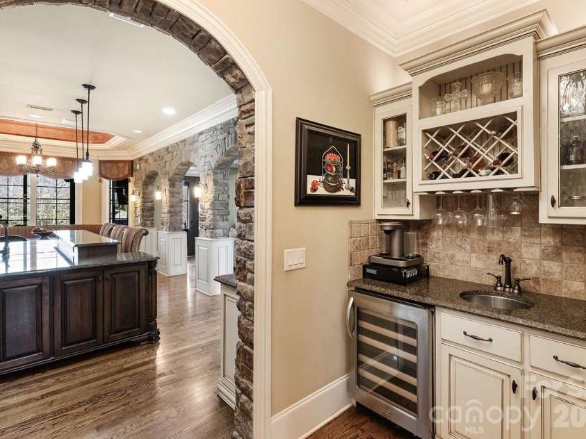 1801 Smarty Jones Drive, Waxhaw, NC 28173.  MLS# CAR4350442, YatesRealty ID 4423. 