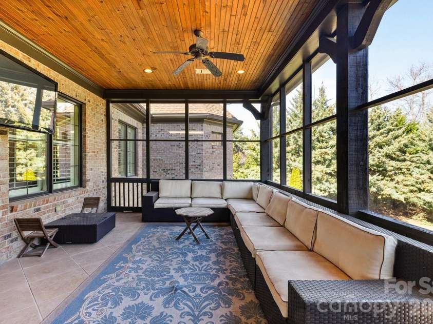 1801 Smarty Jones Drive, Waxhaw, NC 28173.  MLS# CAR4350442, YatesRealty ID 4423. 
