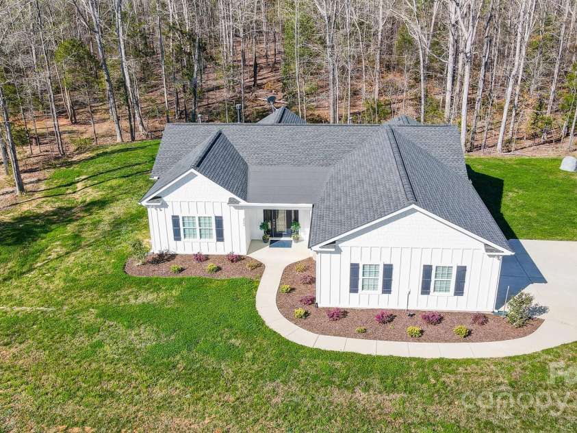 2597 Craig Farm Road, Lancaster, SC 29720.  MLS# CAR4239760, YatesRealty ID 4423. 