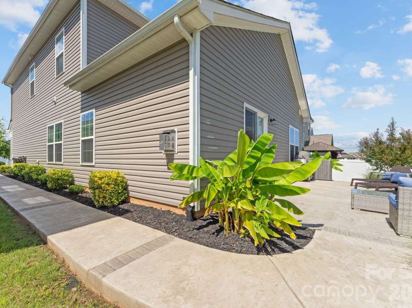 6855 Spring Peeper Lane, Lancaster, SC 29720.  MLS# CAR4411370, YatesRealty ID 44230. 