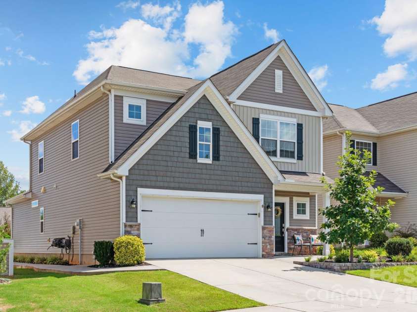 6855 Spring Peeper Lane, Lancaster, SC 29720.  MLS# CAR4411370, YatesRealty ID 44230. 