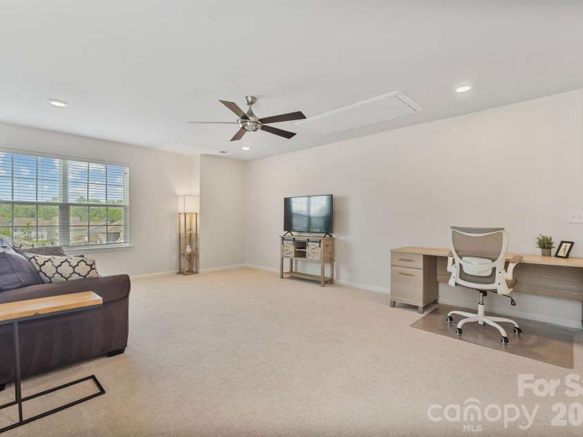 6855 Spring Peeper Lane, Lancaster, SC 29720.  MLS# CAR4411370, YatesRealty ID 44230. Upstairs Loft