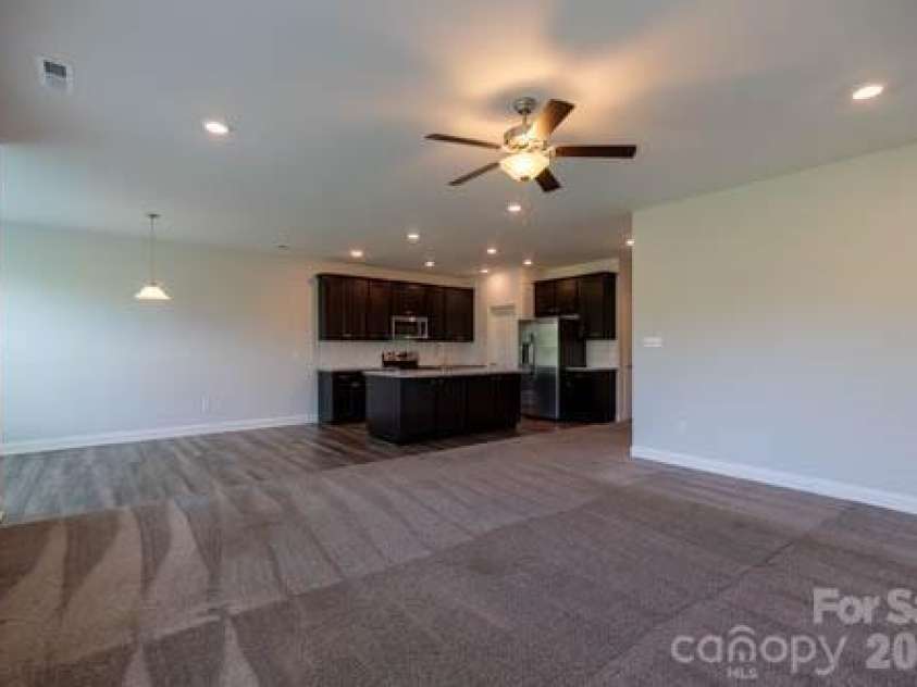 216 Crane Creek Way, Lexington, NC 27295.  MLS# CAR4410803, YatesRealty ID 44232. 