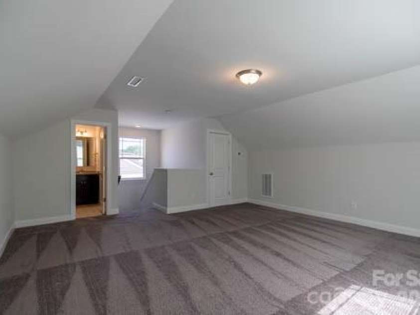 216 Crane Creek Way, Lexington, NC 27295.  MLS# CAR4410803, YatesRealty ID 44232. Bonus Room on Third Floor