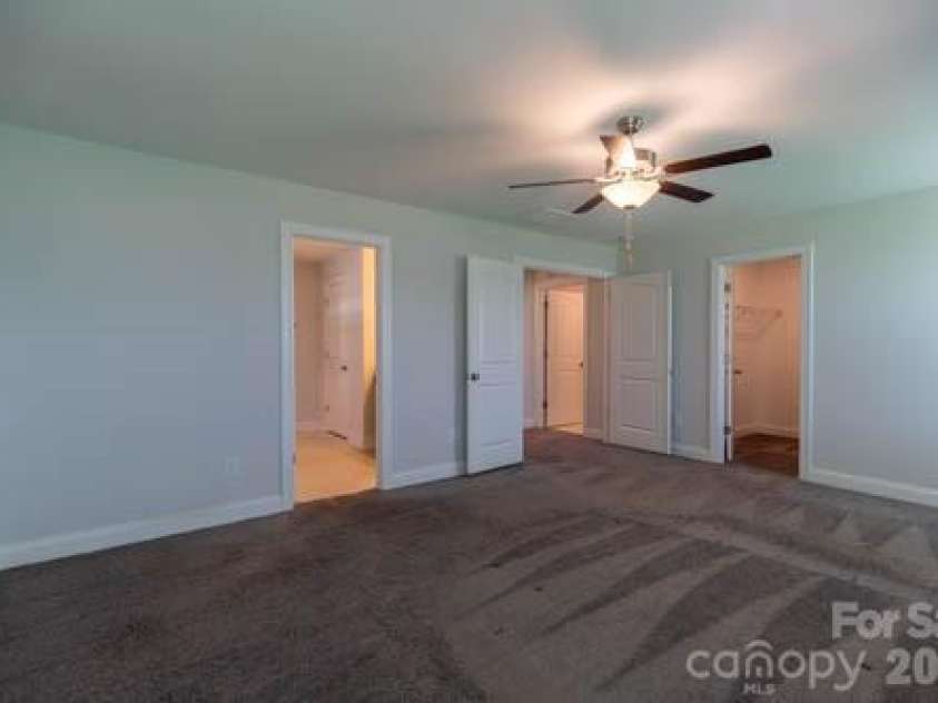 216 Crane Creek Way, Lexington, NC 27295.  MLS# CAR4410803, YatesRealty ID 44232. Primary Bedroom