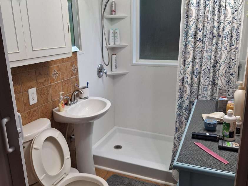 1876 Drexel Road, Valdese, NC 28690.  MLS# CAR4410903, YatesRealty ID 44233. Full Bath Main LevelWalk-in shower