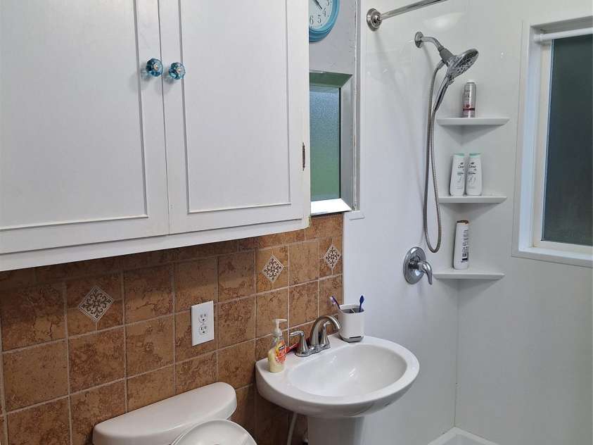 1876 Drexel Road, Valdese, NC 28690.  MLS# CAR4410903, YatesRealty ID 44233. Main Level Full Bath