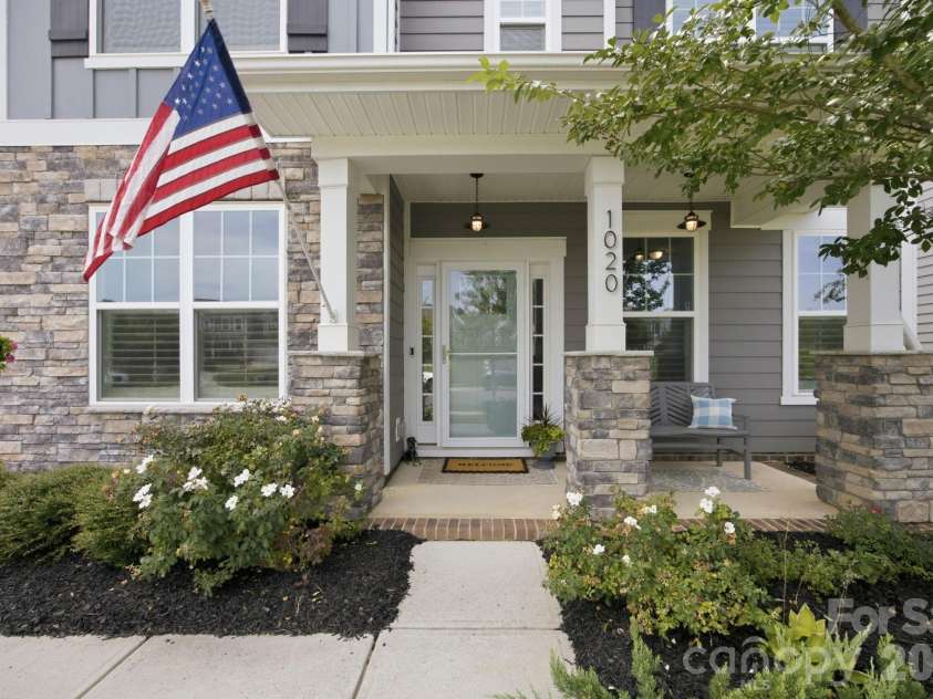 1020 Claires Creek Lane, Davidson, NC 28036.  MLS# CAR4410680, YatesRealty ID 44234. 