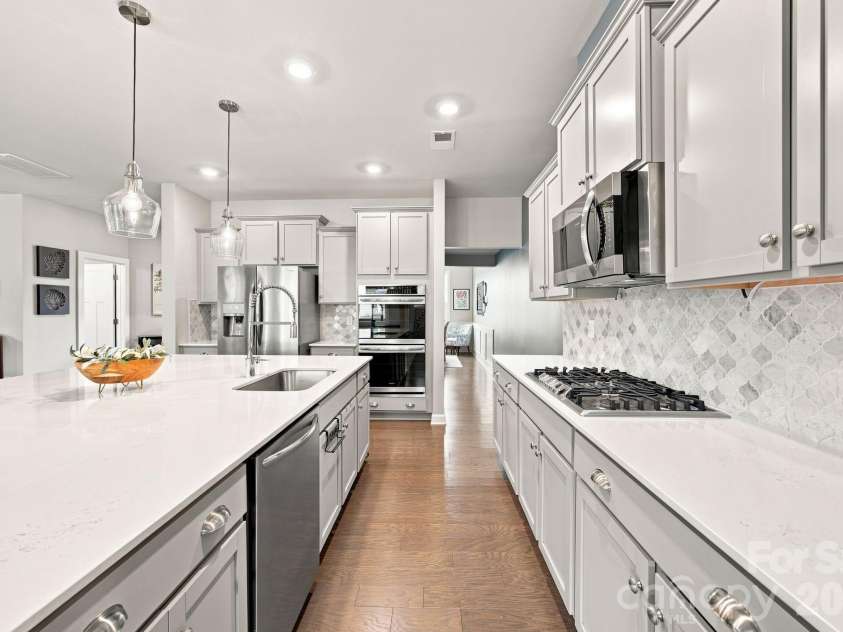 1020 Claires Creek Lane, Davidson, NC 28036.  MLS# CAR4410680, YatesRealty ID 44234. 