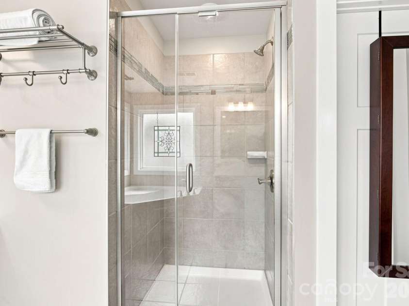 1020 Claires Creek Lane, Davidson, NC 28036.  MLS# CAR4410680, YatesRealty ID 44234. 
