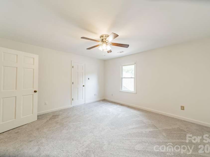 7426 Newmans Lane, Charlotte, NC 28270.  MLS# CAR4410591, YatesRealty ID 44235. 