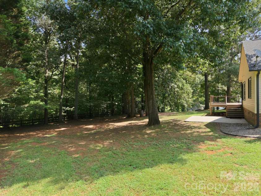 120 Strawberry Lane, Salisbury, NC 28147.  MLS# CAR4410362, YatesRealty ID 44236. Backyard, Deck & Patio