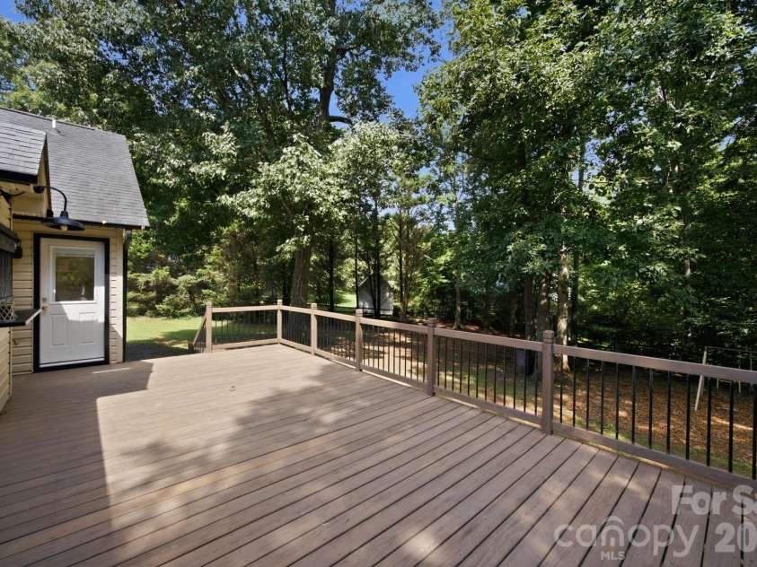 120 Strawberry Lane, Salisbury, NC 28147.  MLS# CAR4410362, YatesRealty ID 44236. Deck