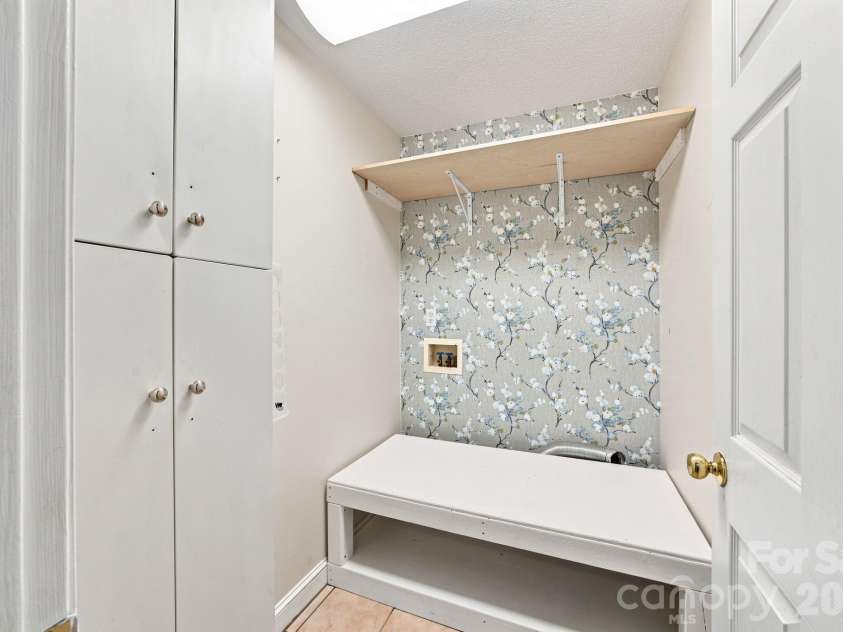 120 Strawberry Lane, Salisbury, NC 28147.  MLS# CAR4410362, YatesRealty ID 44236. Laundry Room