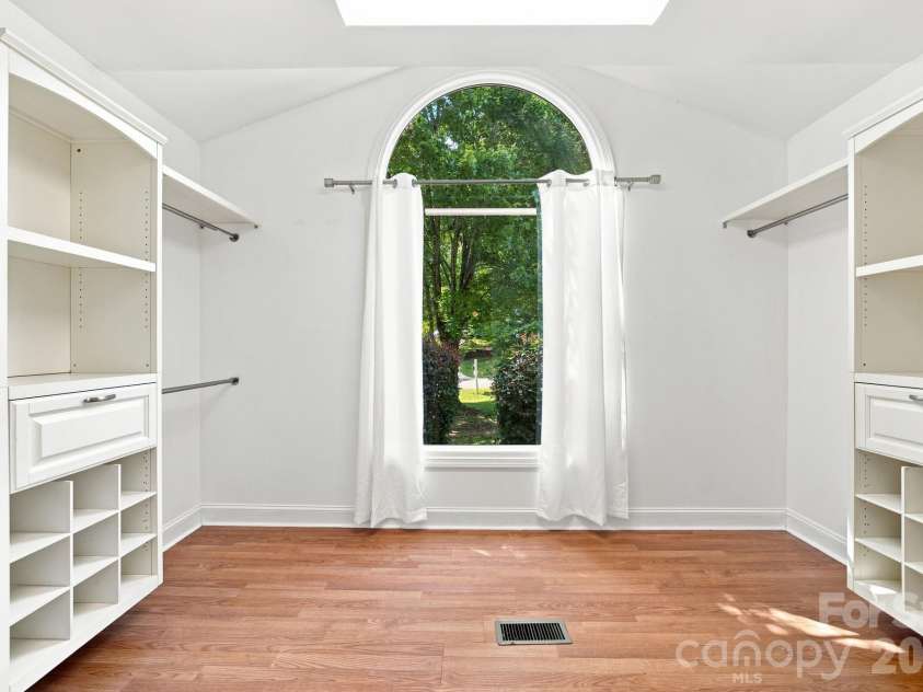 120 Strawberry Lane, Salisbury, NC 28147.  MLS# CAR4410362, YatesRealty ID 44236. Primary BR Closet
