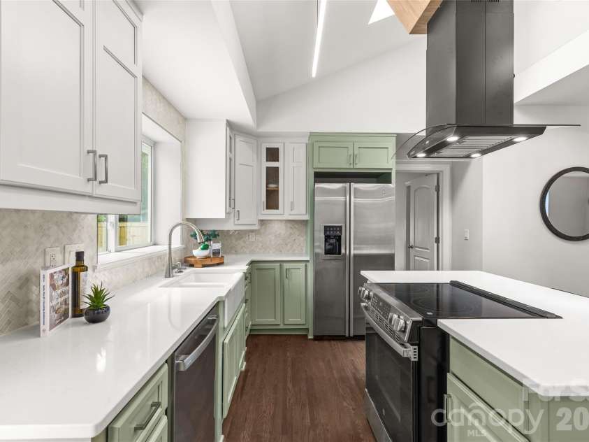 821 Dallas Spencer Mountain Road, Dallas, NC 28034.  MLS# CAR4410107, YatesRealty ID 44237. 