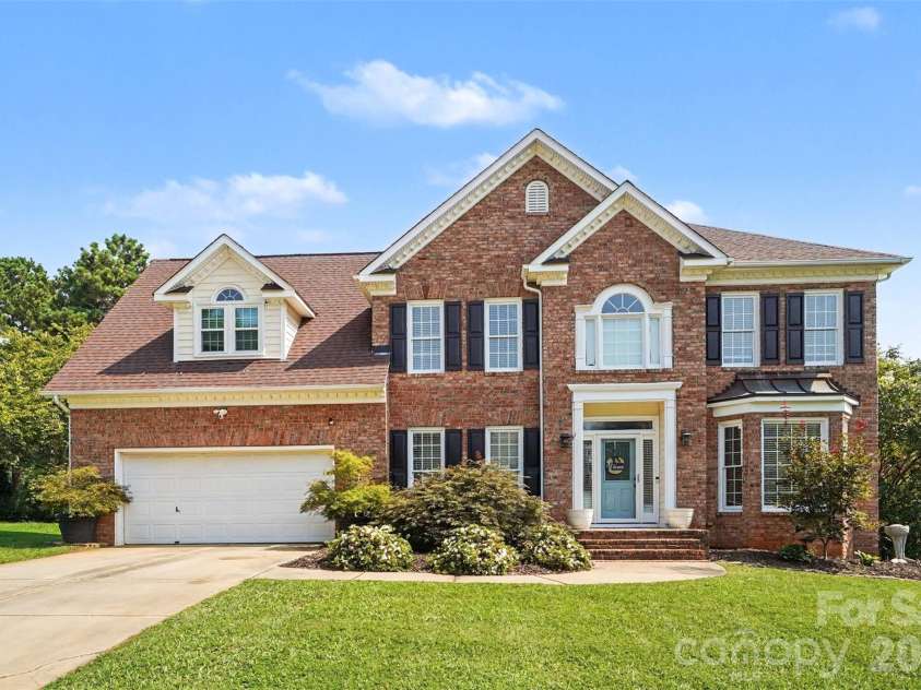 4902 Shannamara Drive, Matthews, NC 28104.  MLS# CAR4409826, YatesRealty ID 44239. 