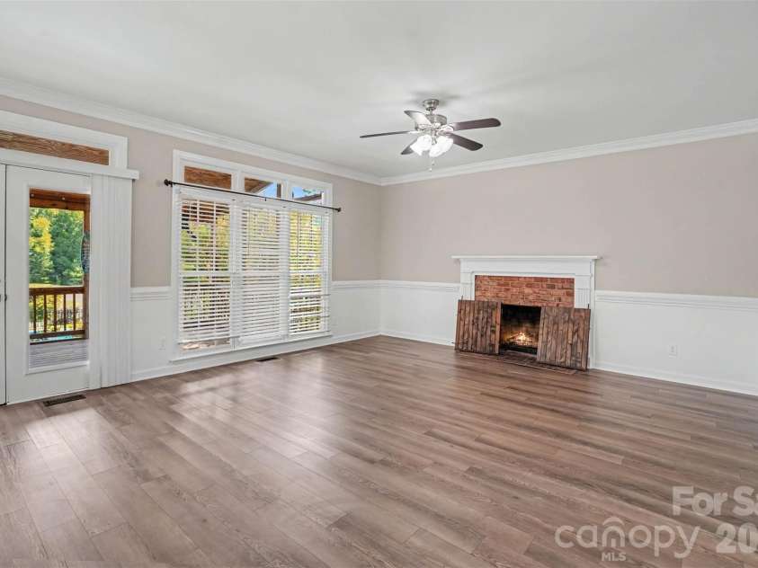 4902 Shannamara Drive, Matthews, NC 28104.  MLS# CAR4409826, YatesRealty ID 44239. 