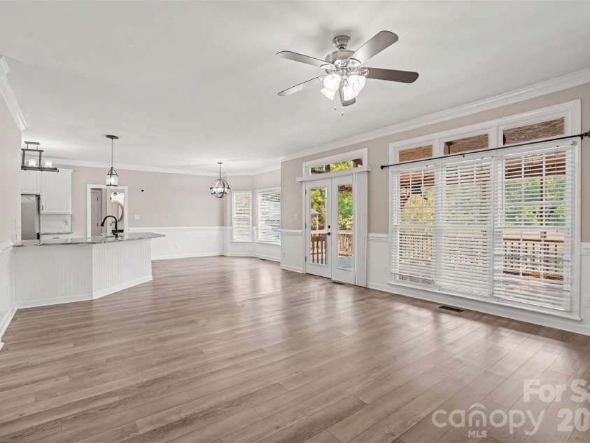 4902 Shannamara Drive, Matthews, NC 28104.  MLS# CAR4409826, YatesRealty ID 44239. 