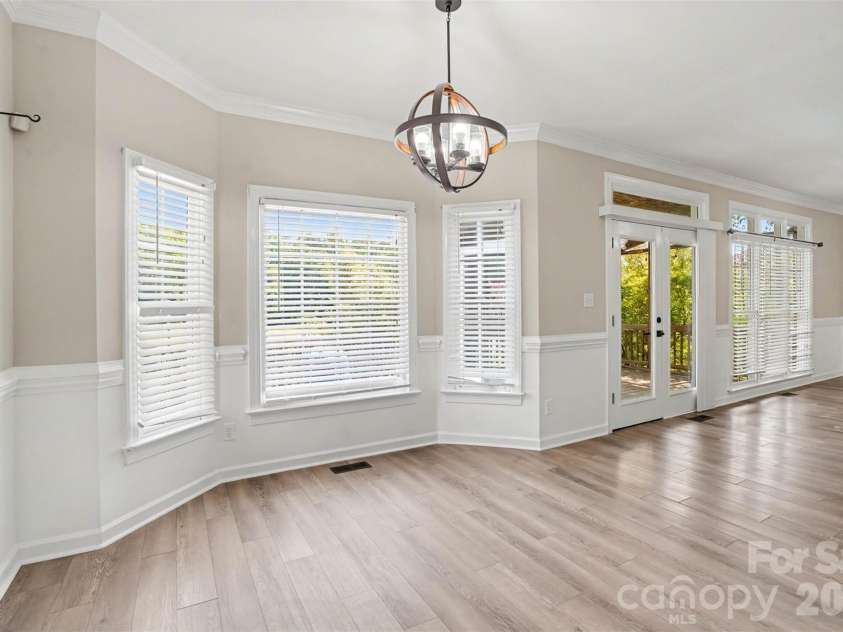 4902 Shannamara Drive, Matthews, NC 28104.  MLS# CAR4409826, YatesRealty ID 44239. 