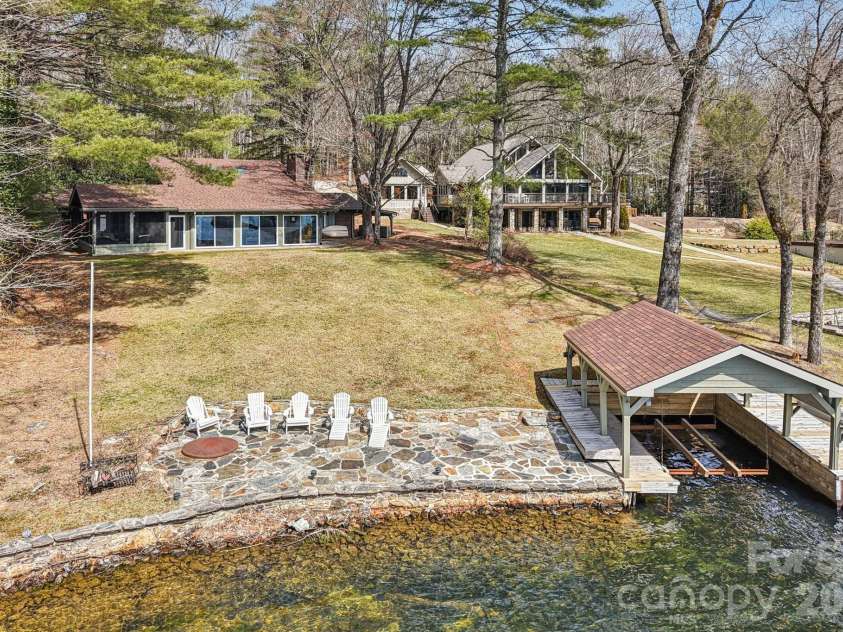 987 Cold Mountain Road, Lake Toxaway, NC 28747.  MLS# CAR4354164, YatesRealty ID 4424. 