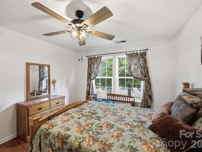221 Nixon Road, Belmont, NC 28012.  MLS# CAR4409655, YatesRealty ID 44241. 
