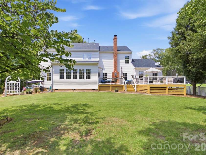 221 Nixon Road, Belmont, NC 28012.  MLS# CAR4409655, YatesRealty ID 44241. 