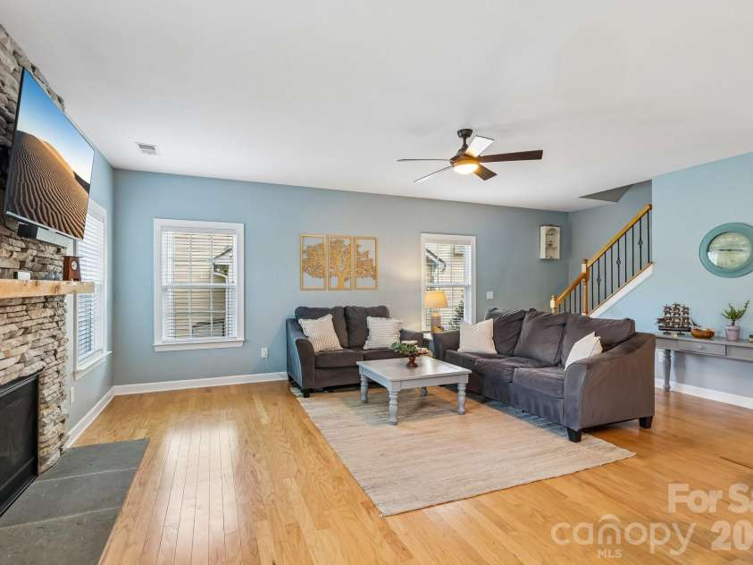 3812 Litchfield Drive, Waxhaw, NC 28173.  MLS# CAR4409745, YatesRealty ID 44242. 
