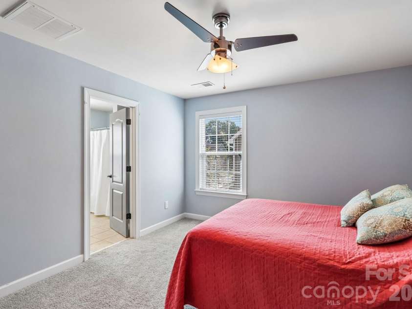 3812 Litchfield Drive, Waxhaw, NC 28173.  MLS# CAR4409745, YatesRealty ID 44242. 