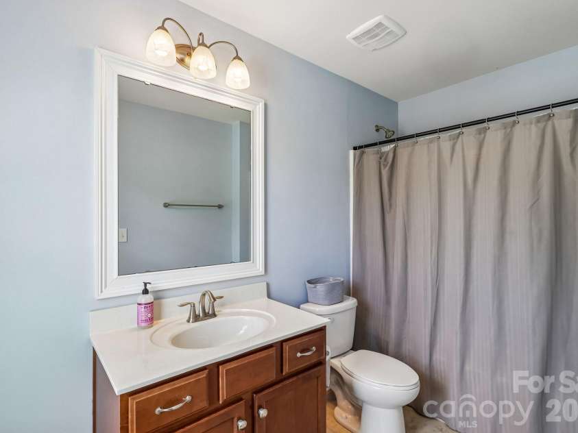 3812 Litchfield Drive, Waxhaw, NC 28173.  MLS# CAR4409745, YatesRealty ID 44242. 
