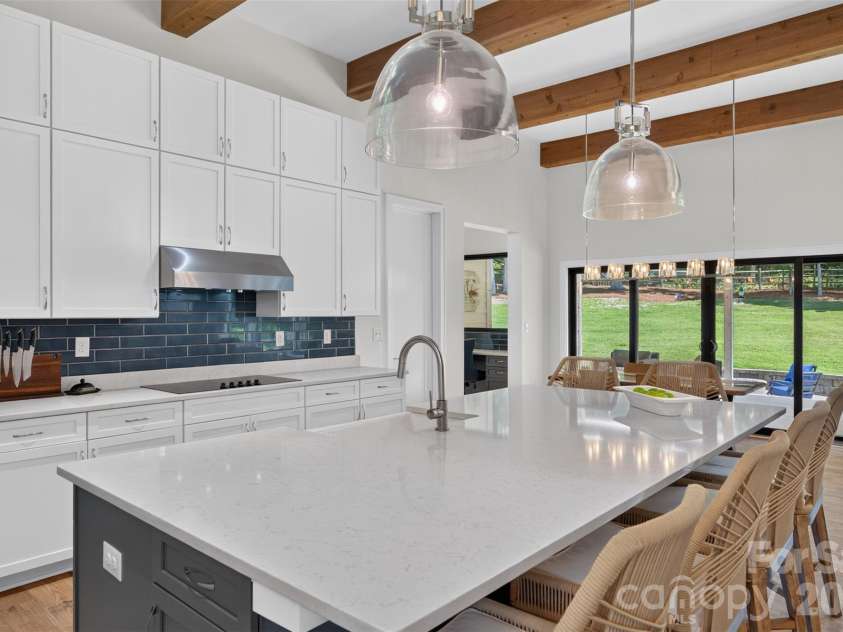 809 Woodland Forest Drive, Waxhaw, NC 28173.  MLS# CAR4409146, YatesRealty ID 44246. 