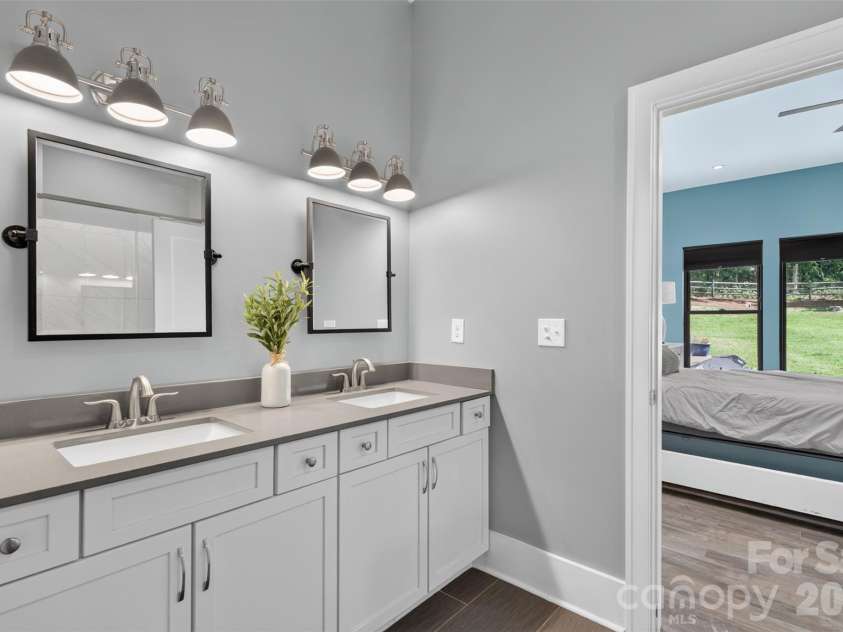 809 Woodland Forest Drive, Waxhaw, NC 28173.  MLS# CAR4409146, YatesRealty ID 44246. 