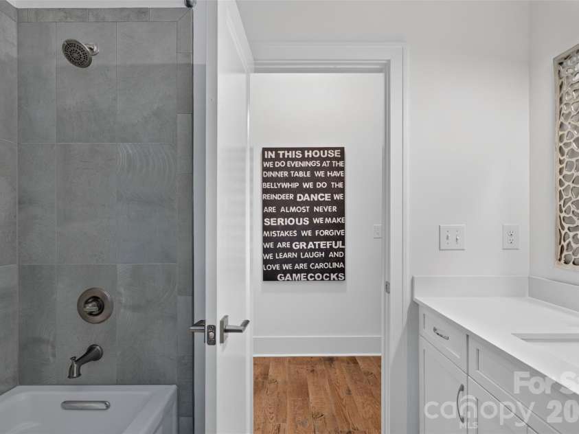 809 Woodland Forest Drive, Waxhaw, NC 28173.  MLS# CAR4409146, YatesRealty ID 44246. 