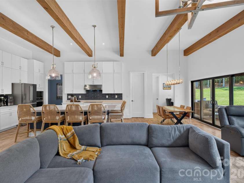 809 Woodland Forest Drive, Waxhaw, NC 28173.  MLS# CAR4409146, YatesRealty ID 44246. Beams for days!