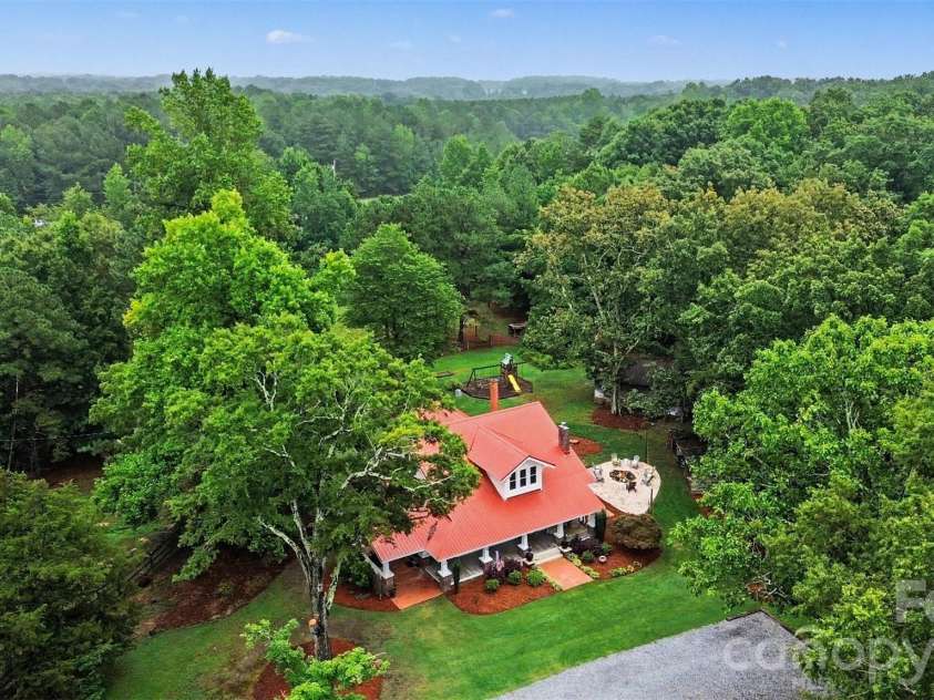 134 Mauney Farm Road, Cherryville, NC 28021.  MLS# CAR4408367, YatesRealty ID 44247. 