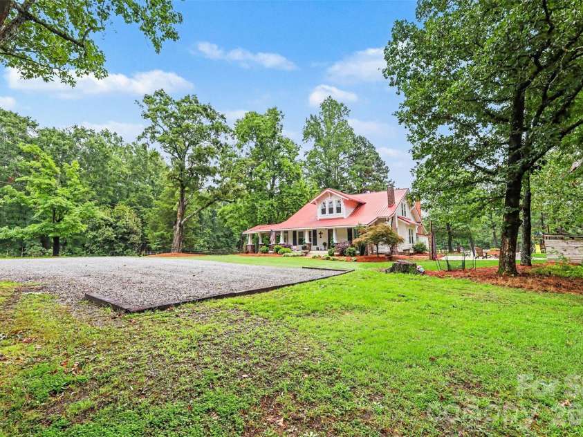 134 Mauney Farm Road, Cherryville, NC 28021.  MLS# CAR4408367, YatesRealty ID 44247. 