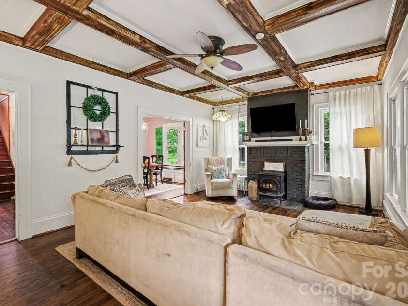134 Mauney Farm Road, Cherryville, NC 28021.  MLS# CAR4408367, YatesRealty ID 44247. 
