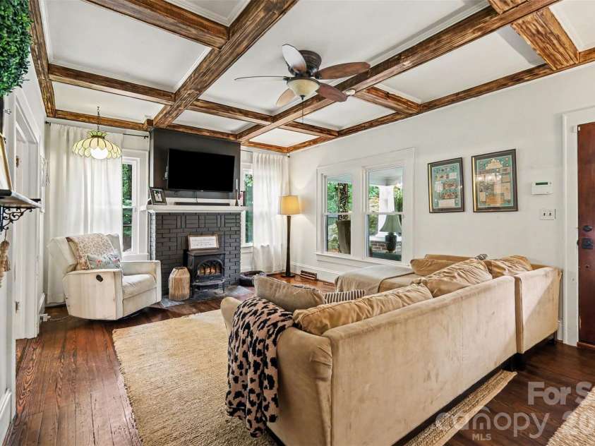 134 Mauney Farm Road, Cherryville, NC 28021.  MLS# CAR4408367, YatesRealty ID 44247. 