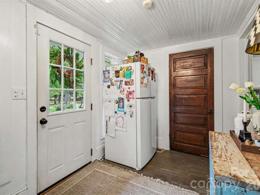 134 Mauney Farm Road, Cherryville, NC 28021.  MLS# CAR4408367, YatesRealty ID 44247. 